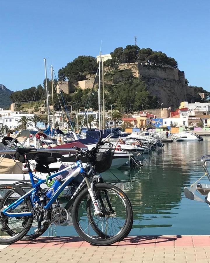 Apto. Con Gran Terraza Y Acceso Directo A Piscina. Dénia